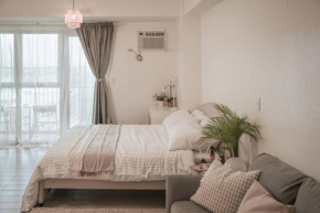 Venice Spacious Condo with Panoramic Mountain Views
